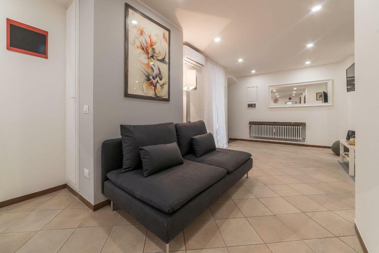 Montecitorio Lovely Apartment Roma Esterno foto